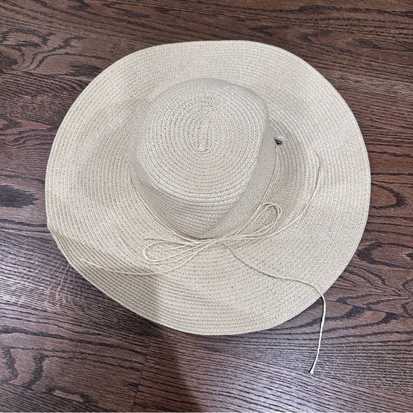 Straw Sun Hat - Picture 2 of 2
